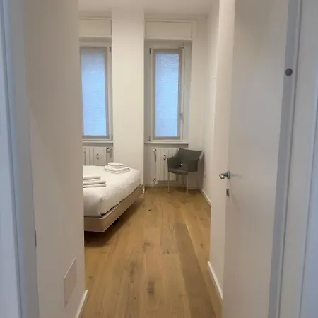 Porta Romana - Luminoso Bilocale Apartment Milan