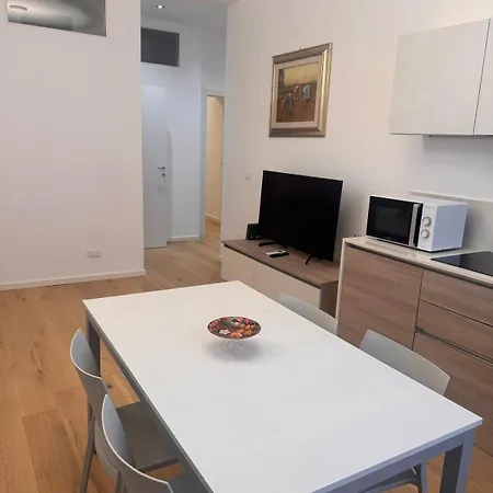 Apartment Porta Romana - Luminoso Bilocale Milan