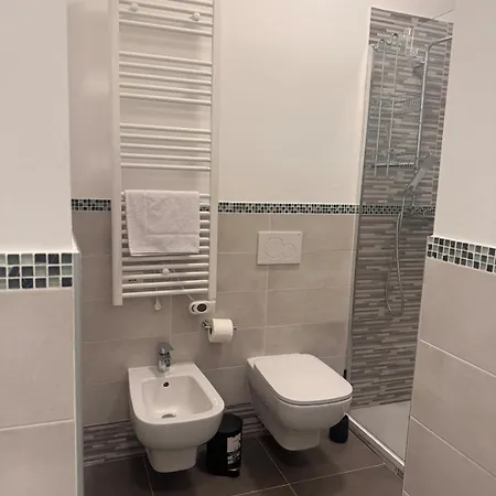 Porta Romana - Luminoso Bilocale Apartment