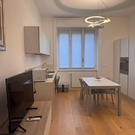 Apartment Porta Romana - Luminoso Bilocale